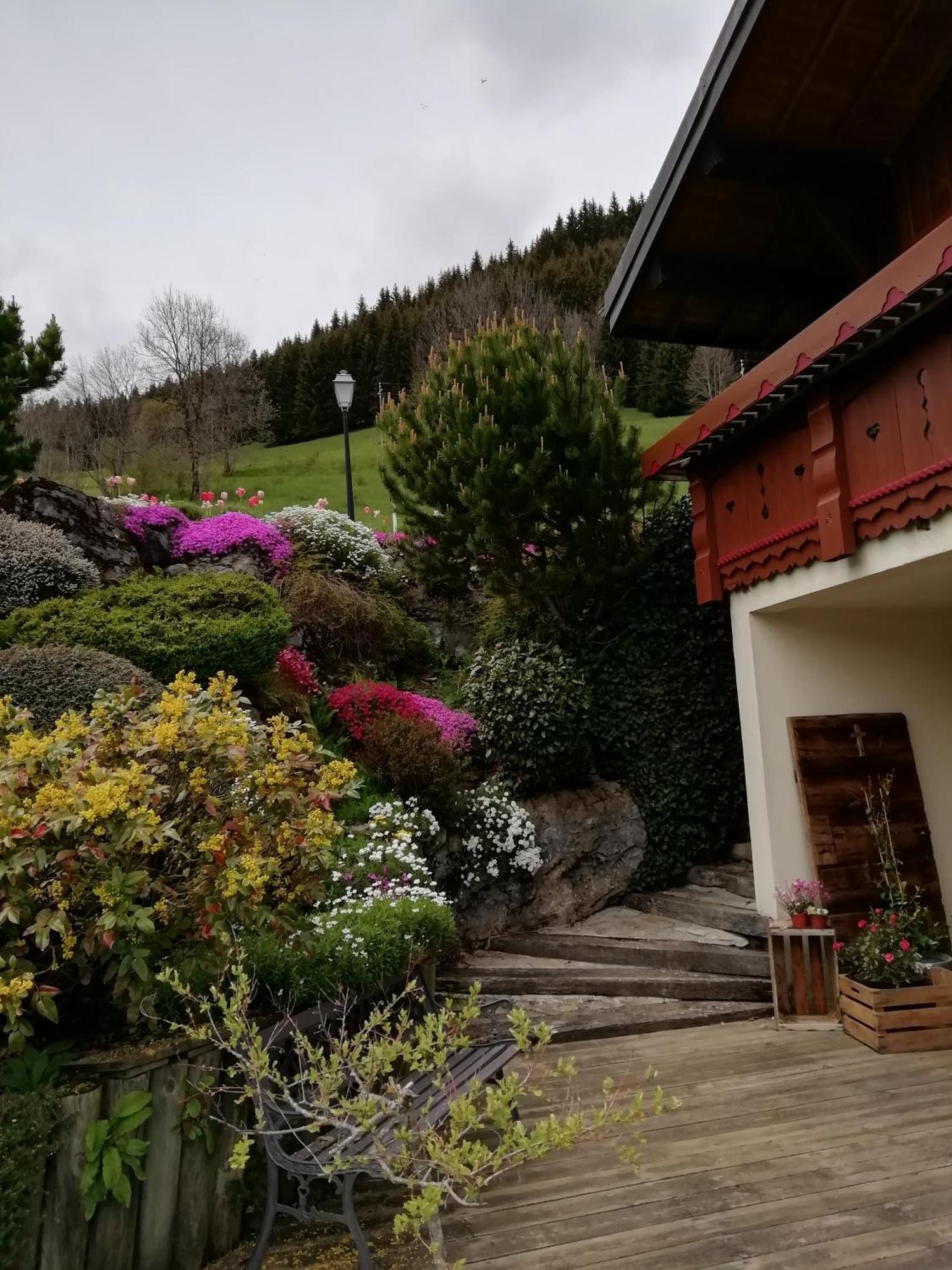 Chambres En Chalet Petit Dejeuner Inclus La Cote d'Arbroz Экстерьер фото